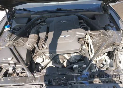 2018 Genesis G80 3.8 из США, поврежденный, VIN KMHGN4JE5JU251460